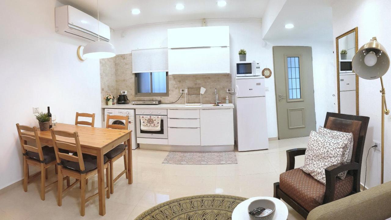 Modern Home In The Heart Of Nachlaot Jeruzsálem Kültér fotó